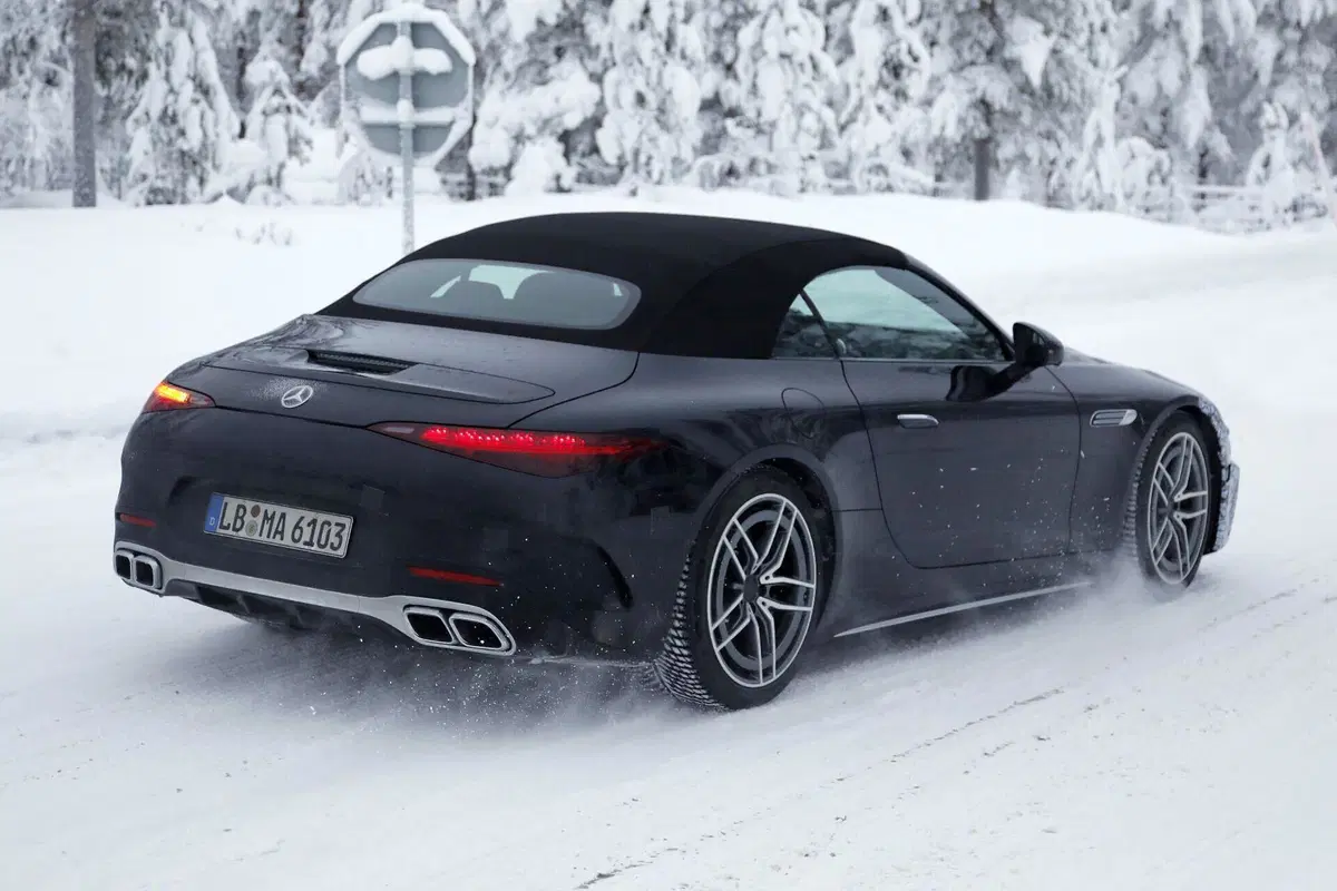 Mercedes-AMG SL 63 (9)