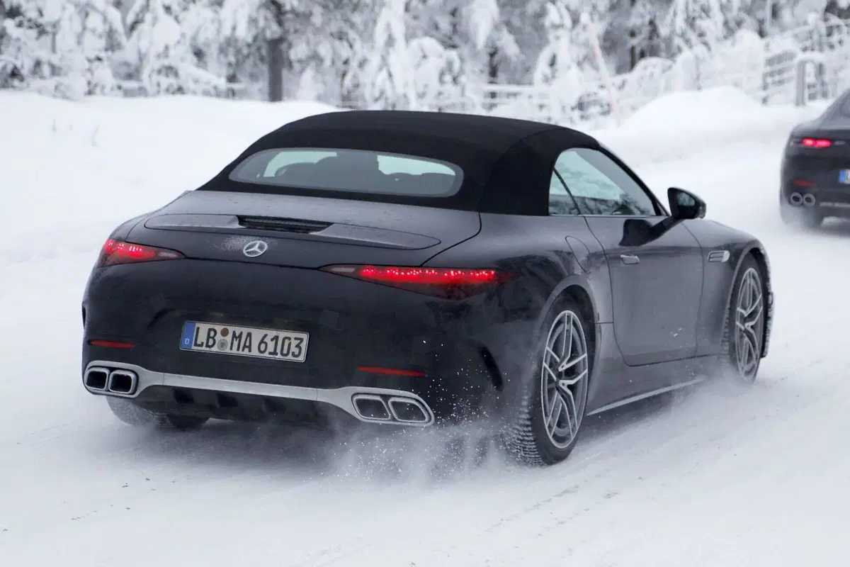 Mercedes-AMG SL 63 (10)