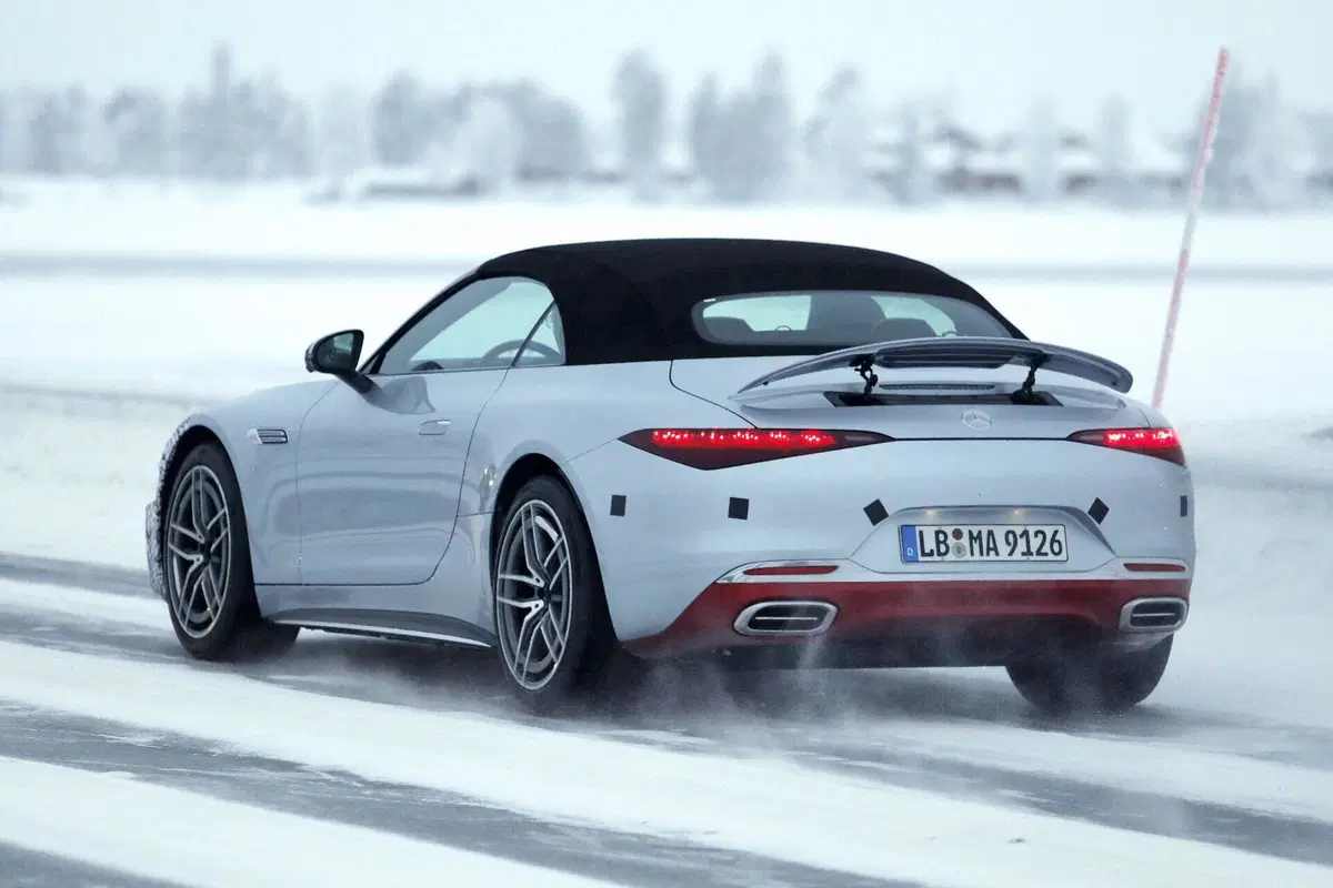 Mercedes-AMG Maybach SL 680 (10)
