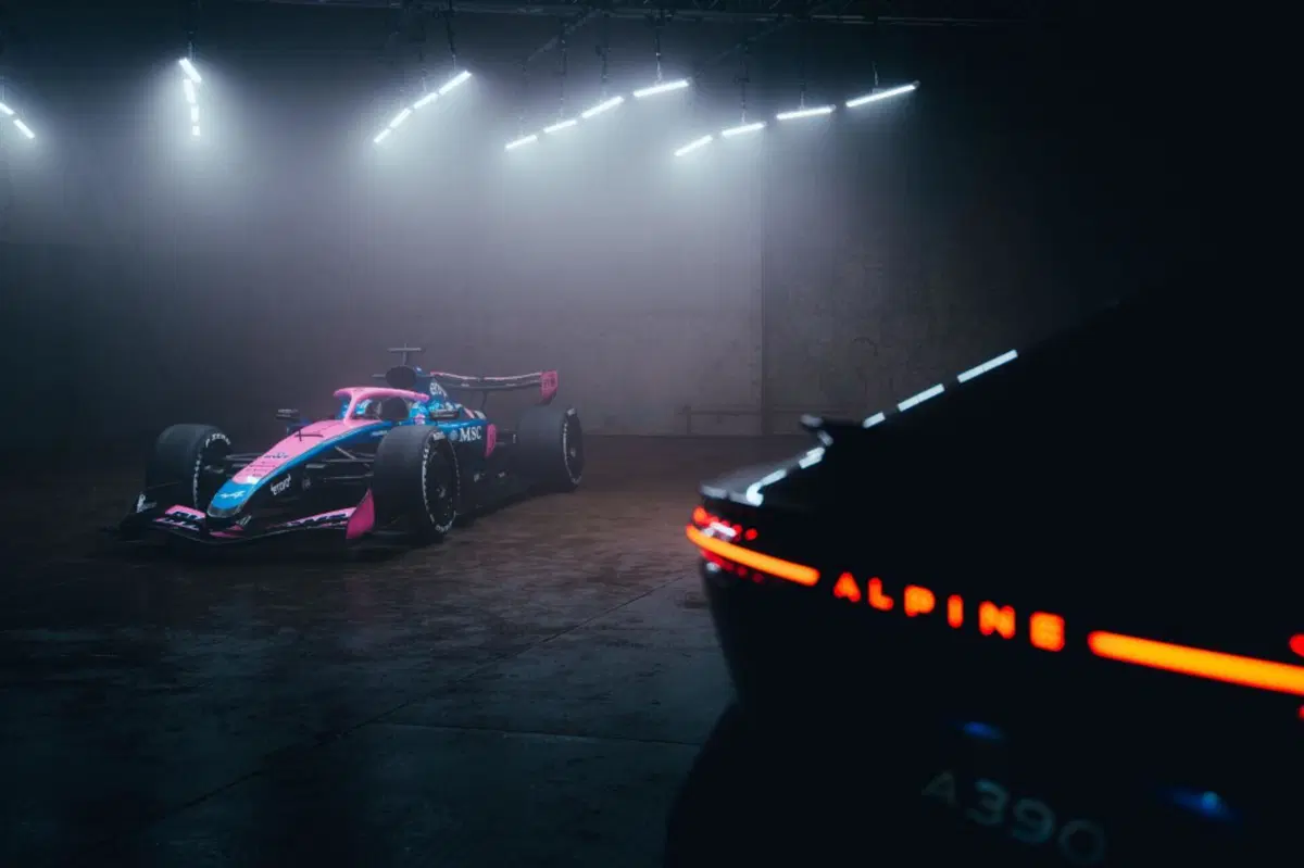 F1. Alpine mostra la livrea della A526: ecco perché il 2026 è l’anno in cui o la va o la spacca (3)