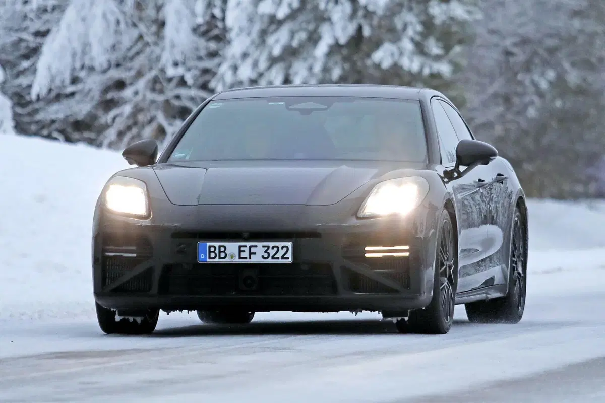 Porsche Panamera verso l’Euro 7: avvistato il facelift della terza generazione
