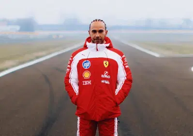 Sarà l’anno più tecnico di sempre”: Hamilton svela le sfide della rivoluzione F1 2026. E sulla SF-26 dice...