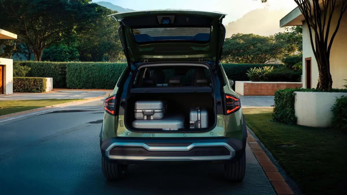 Renault Duster si rinnova: nuova generazione, design più deciso e ambizioni globali (7)
