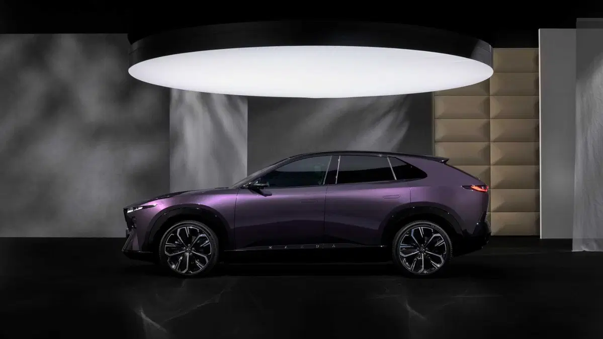 Mazda CX-6e (2026-->>) (4)