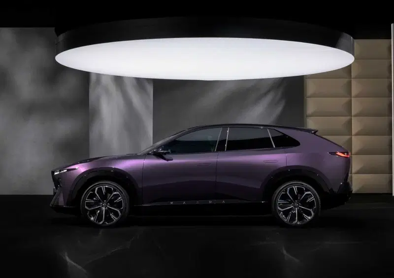 Mazda CX-6e (4)