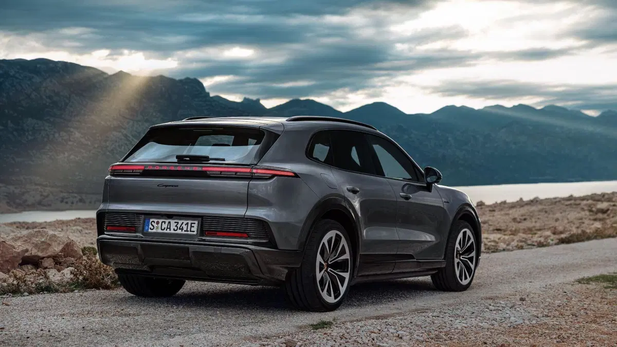 Cayenne Electric, il SUV elettrico più potente mai prodotto da Porsche