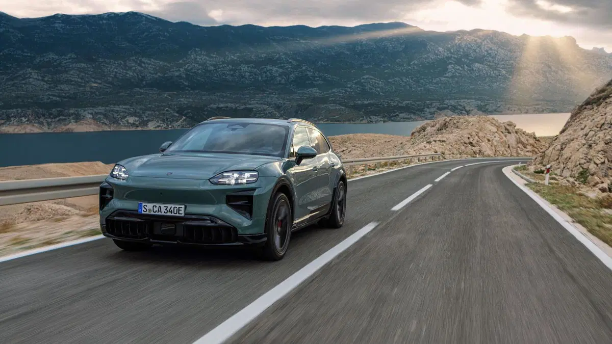 Cayenne Electric, il SUV elettrico più potente mai prodotto da Porsche (9)
