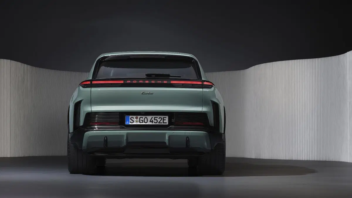 Cayenne Electric, il SUV elettrico più potente mai prodotto da Porsche (17)