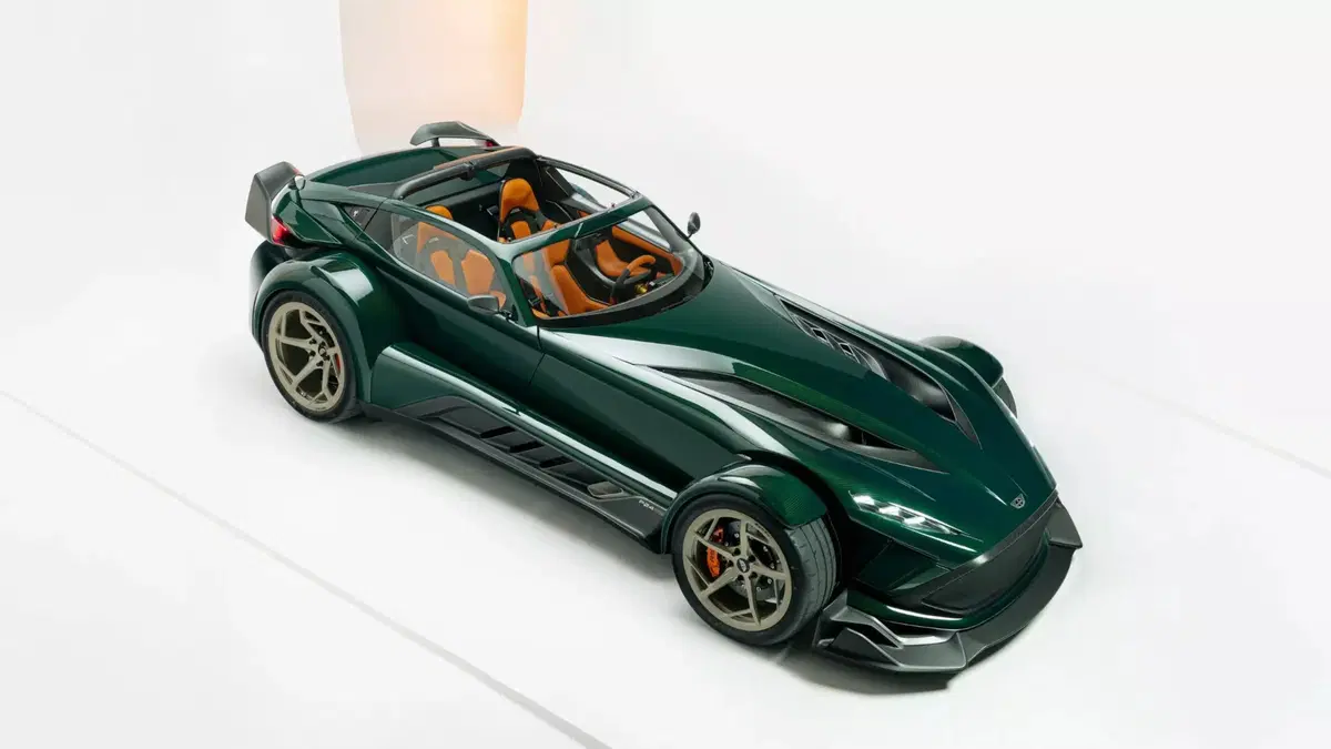 Donkervoort P24 RS: 600 CV, 780 kg e cambio manuale per la supercar da pista estrema (8)