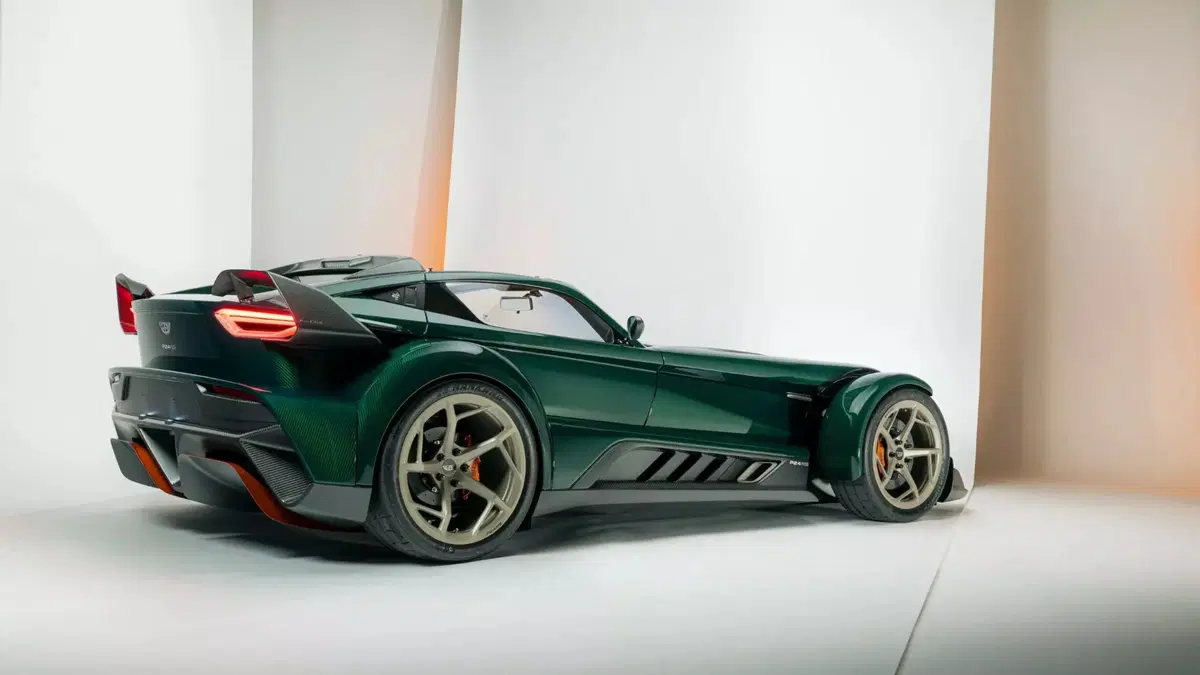 Donkervoort P24 RS: 600 CV, 780 kg e cambio manuale per la supercar da pista estrema (11)