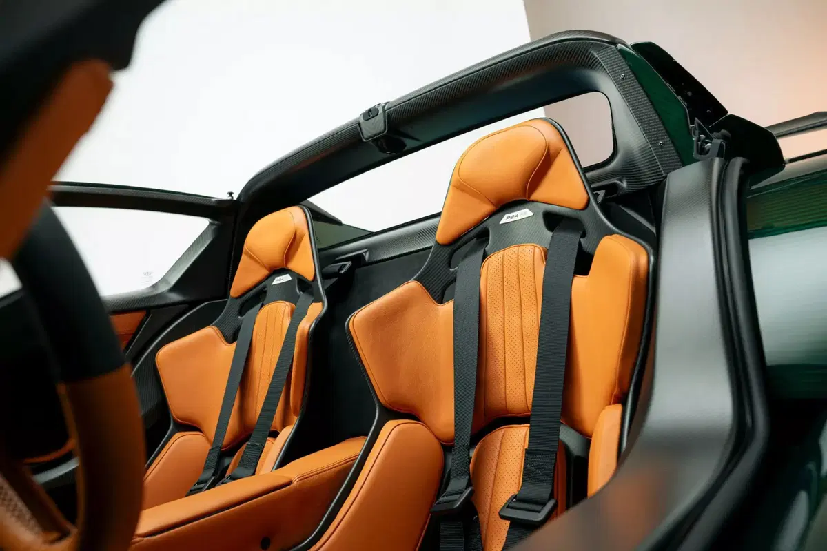 Donkervoort P24 RS: 600 CV, 780 kg e cambio manuale per la supercar da pista estrema (3)