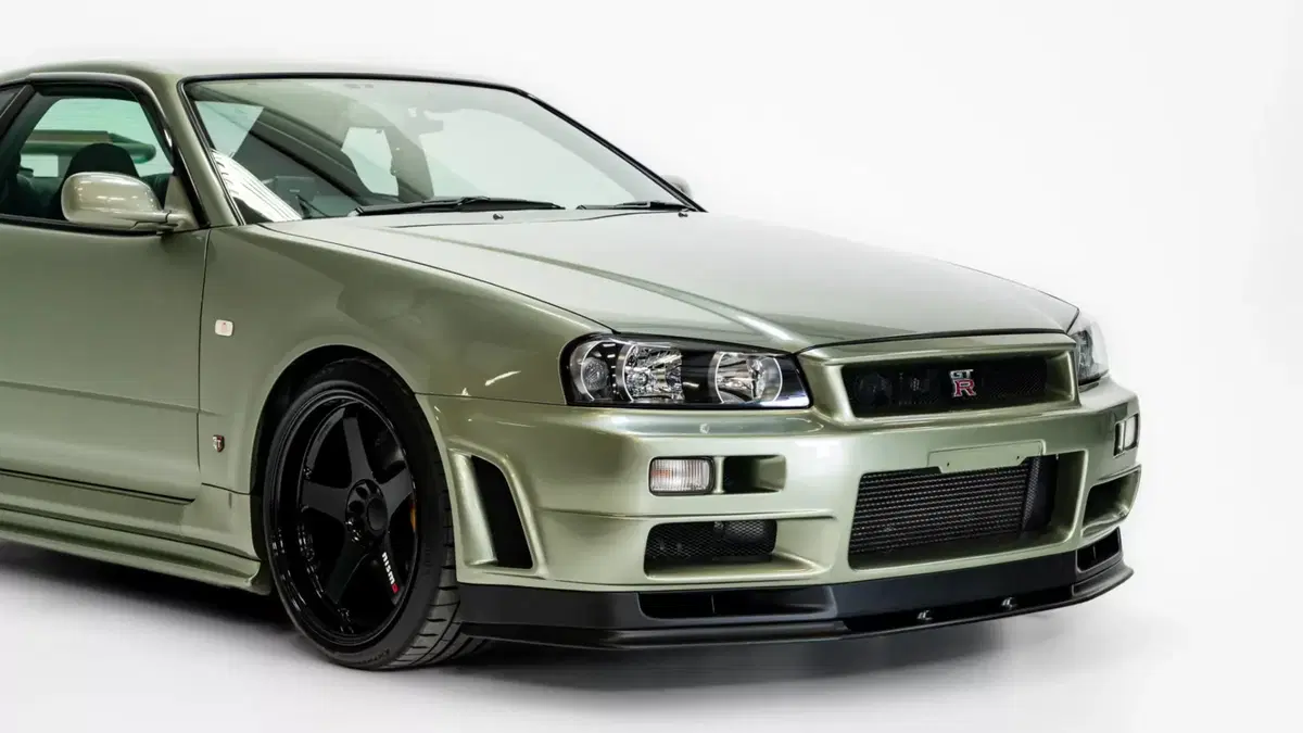 Nissan Skyline GT-R M-Spec Nür: una rarissima R34 venduta all’asta per 410.000 euro (10)