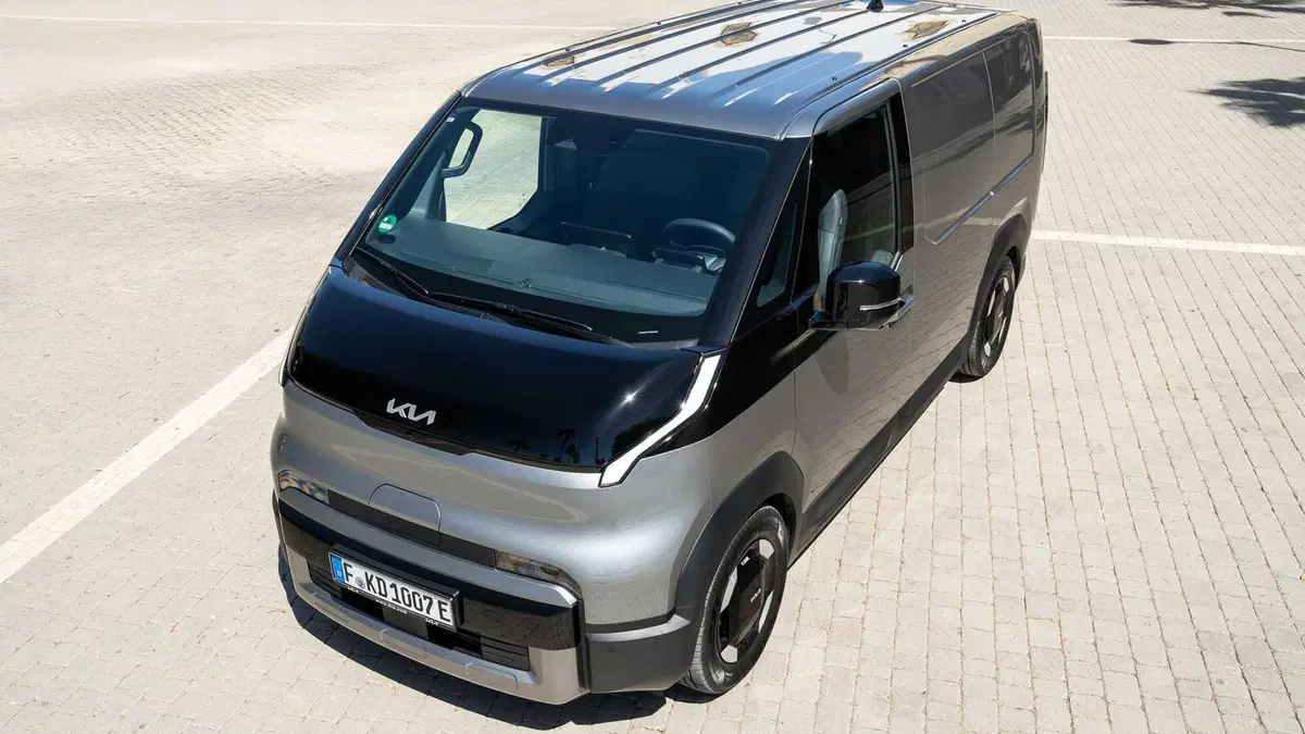 Kia PV5: debutta il primo PBV del brand, tra trasporto passeggeri e lavoro (29)