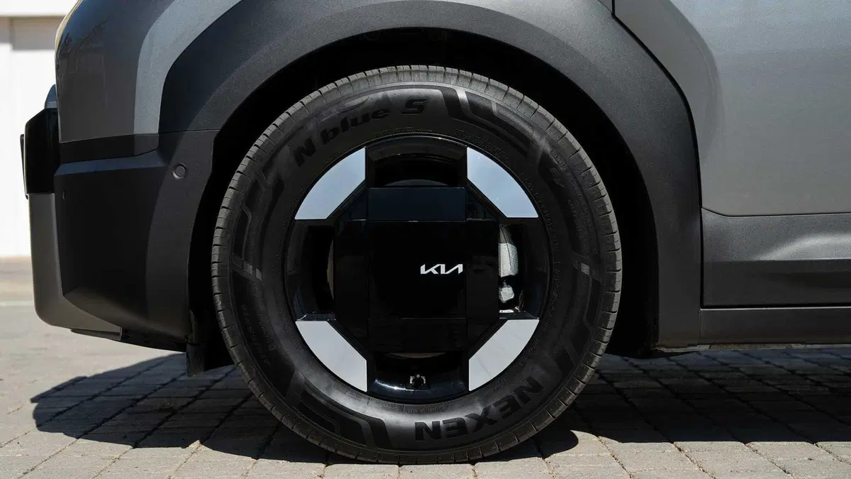 Kia PV5: debutta il primo PBV del brand, tra trasporto passeggeri e lavoro (32)