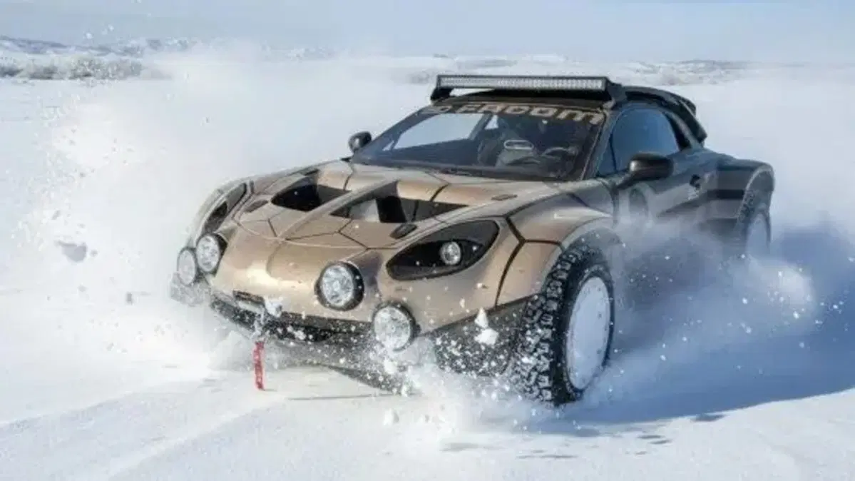 Alpine A110 Off‑Road: la berlinette francese diventa fuoristrada prima della fine della sua carriera (12)