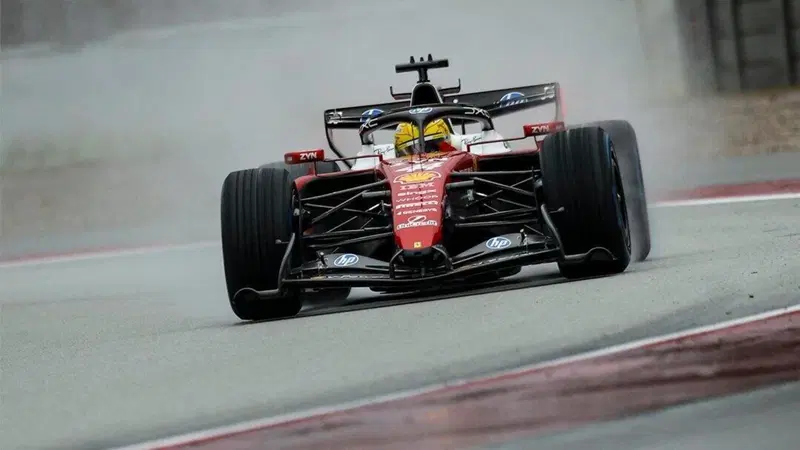F1. &ldquo;Abbiamo iniziato meglio rispetto al 2025&rdquo;: cos&igrave; Lewis Hamilton sui primi test con la Ferrari SF-26