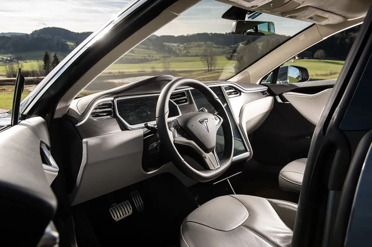 Tesla Model S P90D | Test Drive #AMboxing