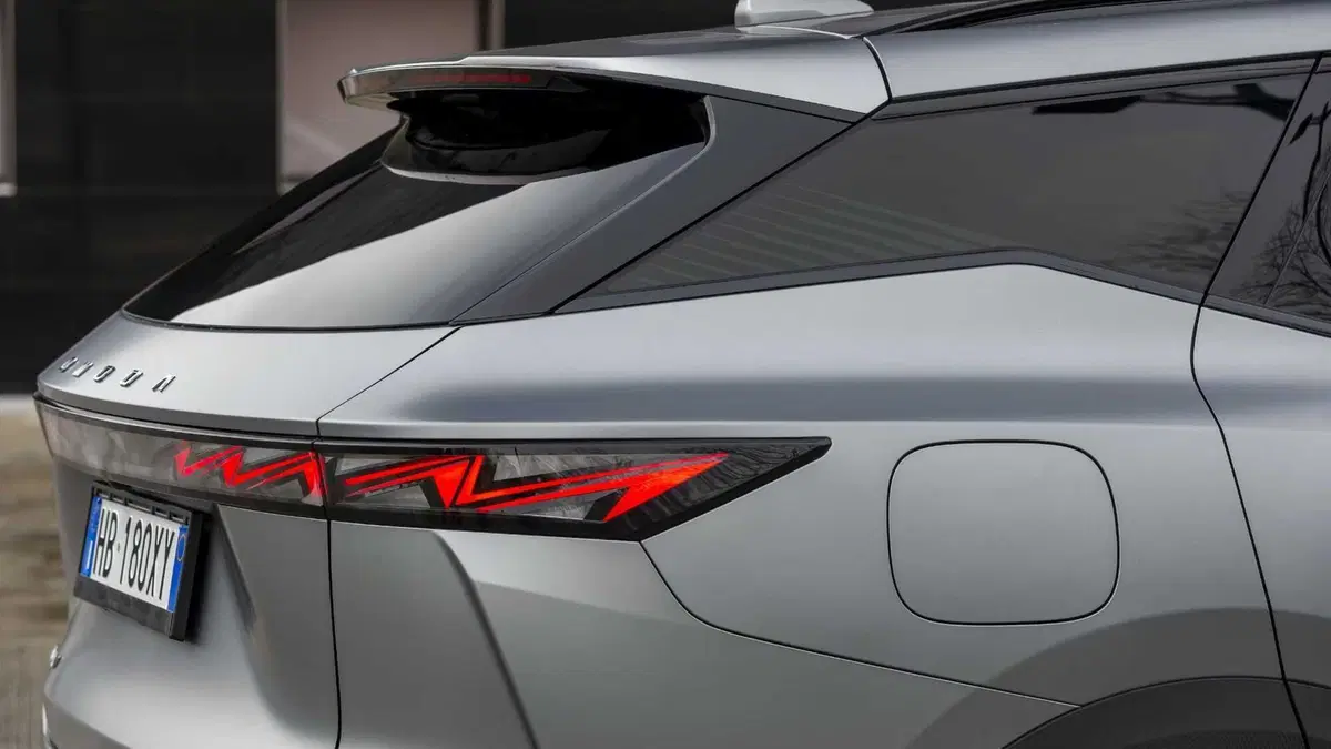 Omoda Omoda 7 SHS-P 1.5 tgdi phev Premium dht (22)