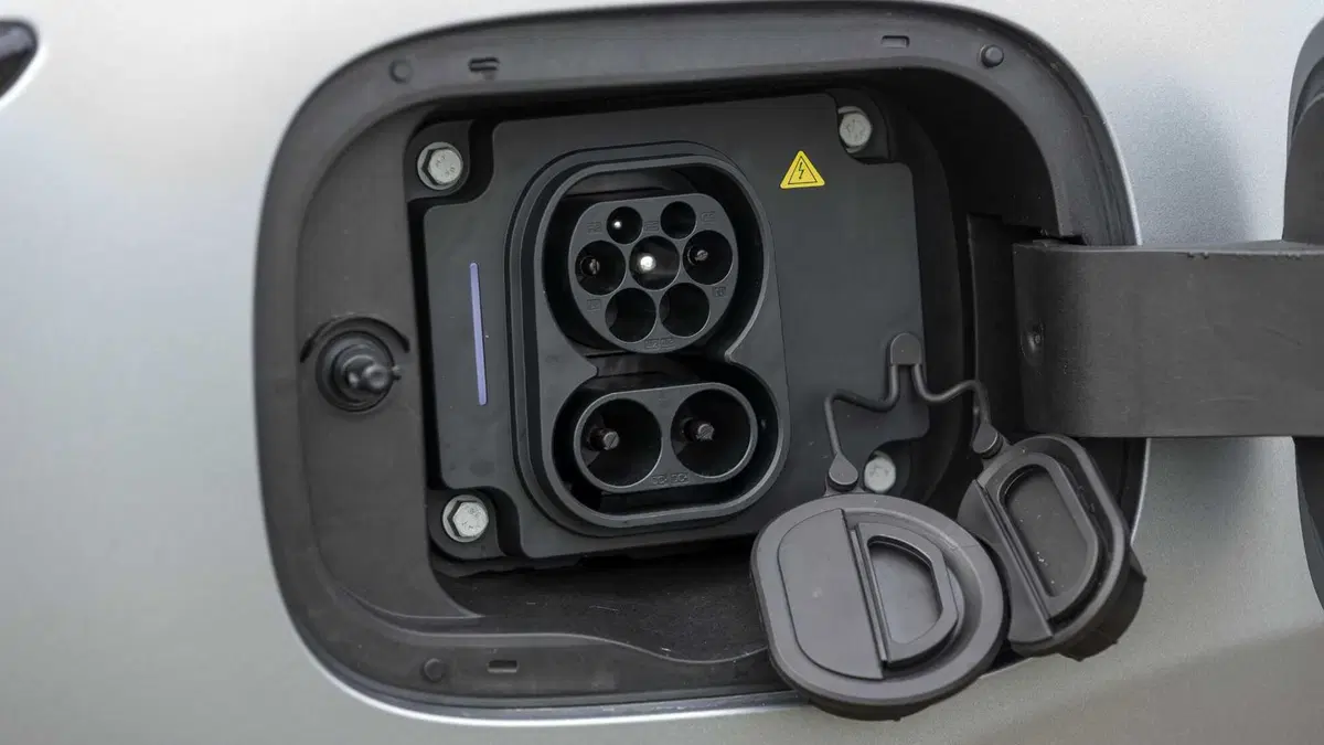Omoda Omoda 7 SHS-P 1.5 tgdi phev Premium dht (25)