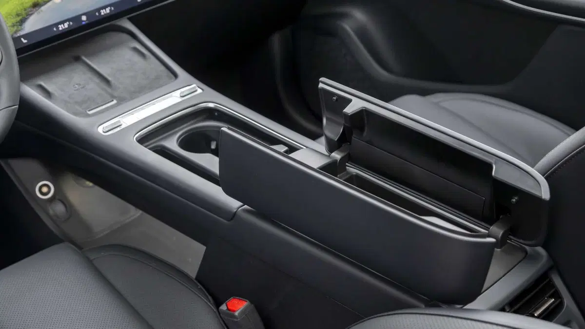 Omoda Omoda 7 SHS-P 1.5 tgdi phev Premium dht (14)