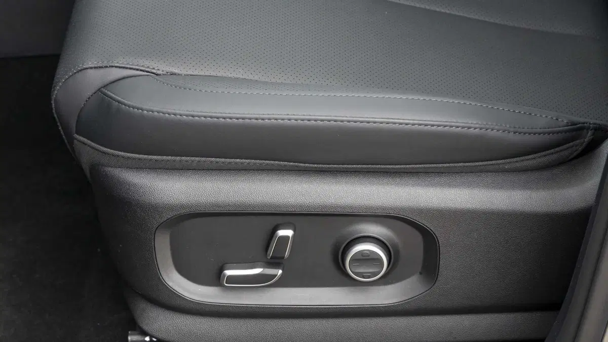 Omoda Omoda 7 SHS-P 1.5 tgdi phev Premium dht (29)