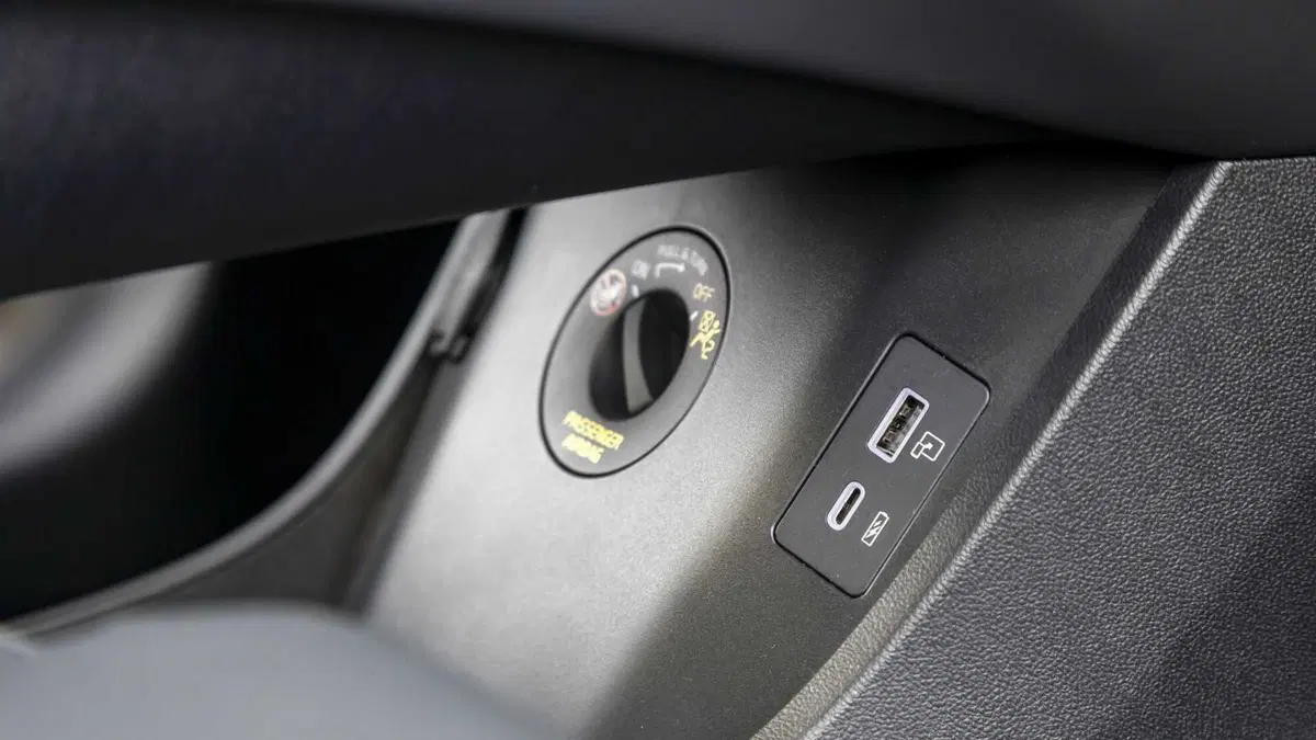 Omoda Omoda 7 SHS-P 1.5 tgdi phev Premium dht (30)