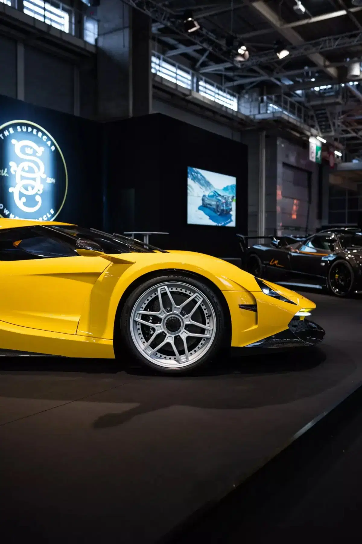 Capricorn 01 Zagato: la supercar analogica da oltre 900 CV che sfida l’era digitale (14)
