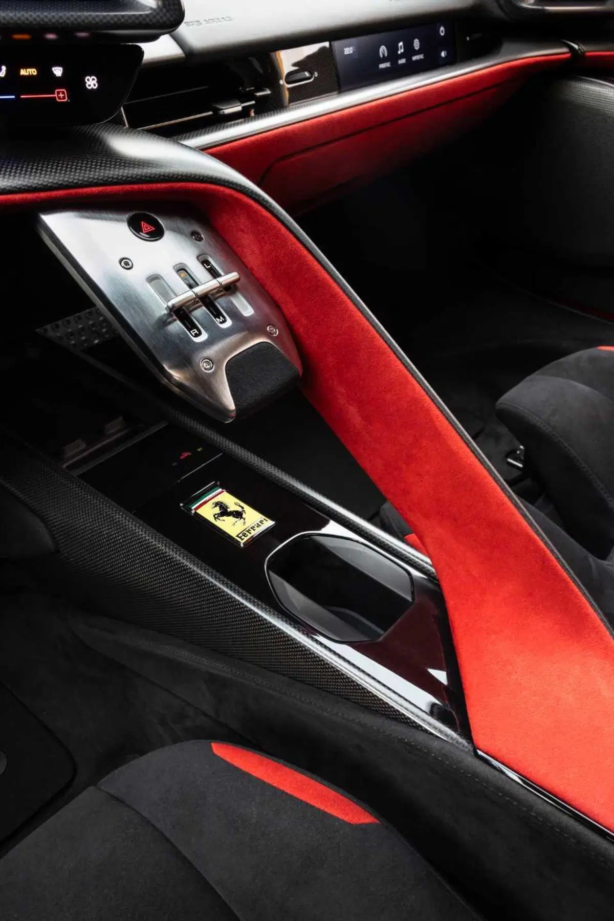 Ferrari 849 Testarossa: 1050 cavalli per la nuova regina ibrida di Maranello [VIDEO] (9)