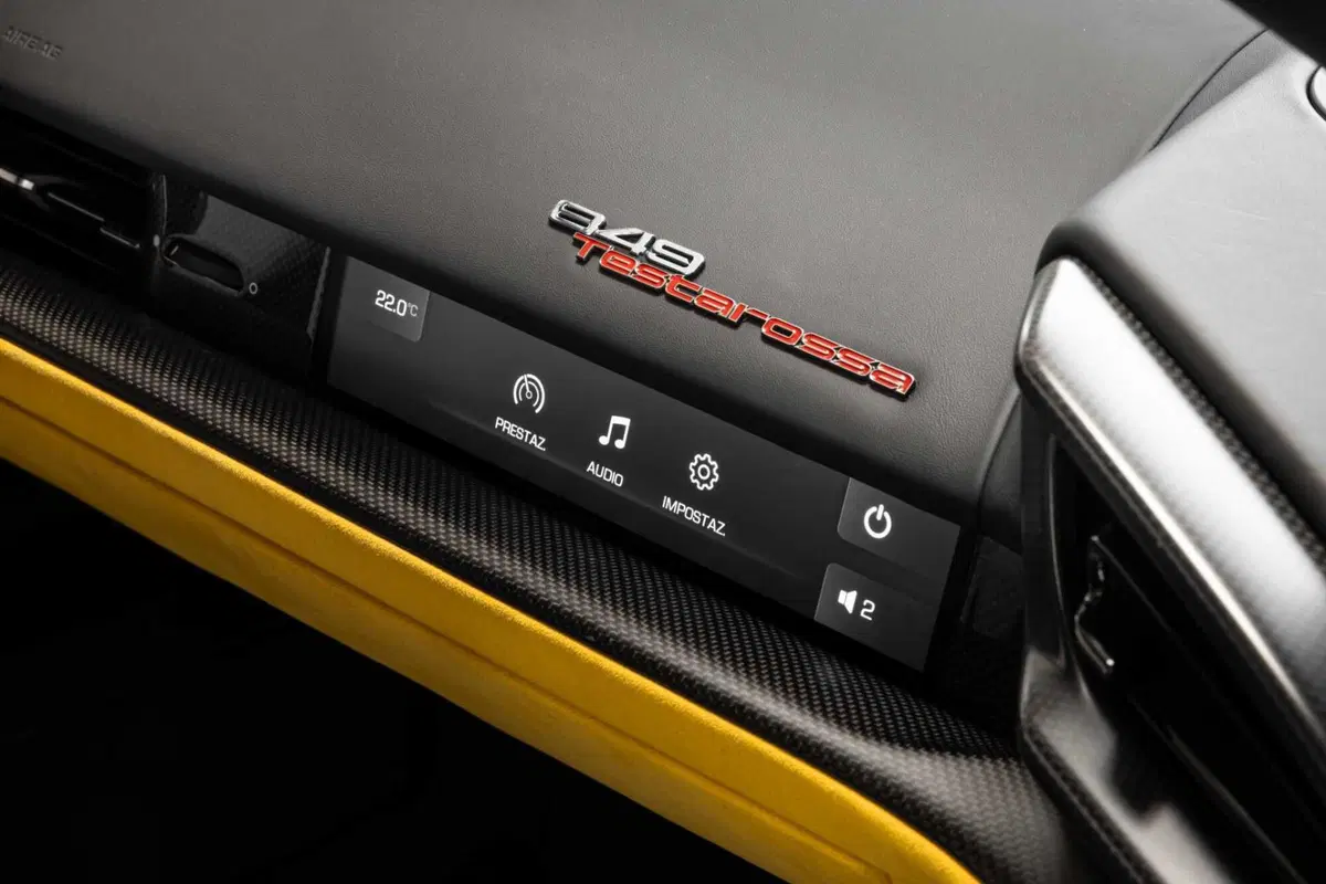 Ferrari 849 Testarossa: 1050 cavalli per la nuova regina ibrida di Maranello [VIDEO] (18)