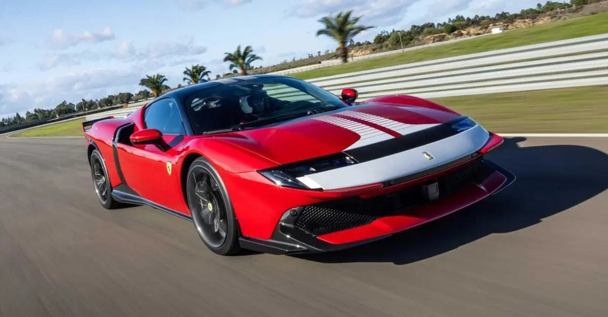 Ferrari 849 Testarossa: 1050 cavalli per la nuova regina ibrida di Maranello [VIDEO]
