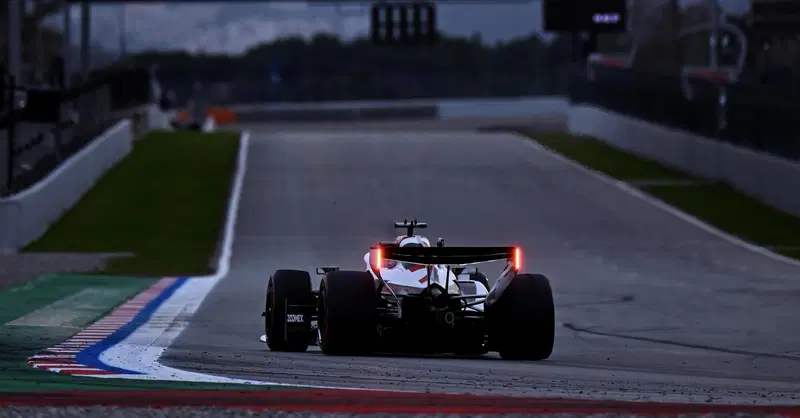 &ldquo;In qualifica dobbiamo alzare il piede&rdquo;: il lift and coast torna a tormentare la F1 2026 con i nuovi motori ibridi