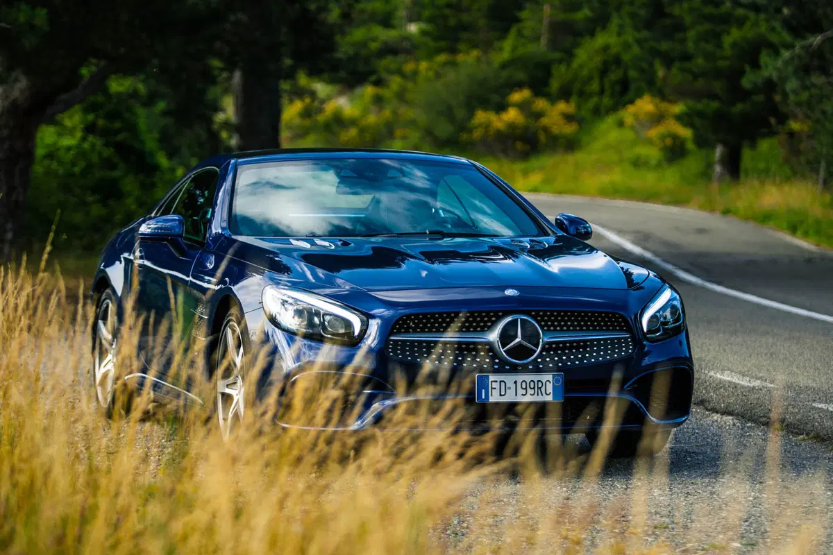 Mercedes-Benz SL restyling: come sono cambiati gli interni (11)