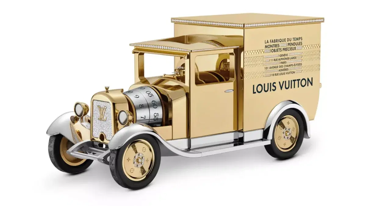 Louis Vuitton Camionnette: l’orologio da tavolo a forma di camion costa più di un’auto sportiva
