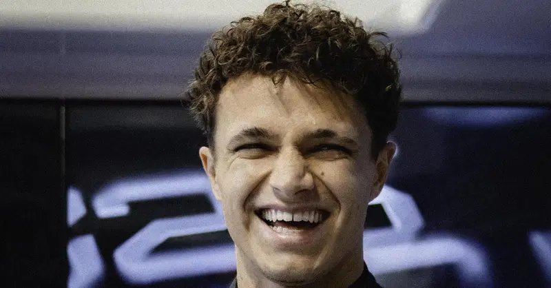 F1. Lando Norris: &ldquo;Le monoposto 2026? Mi ricordano le F2. Io come Verstappen e Hamilton? Ho una mentalit&agrave; diversa. Red Bull, Ferrari e Mercedes mi hanno stupito&rdquo;