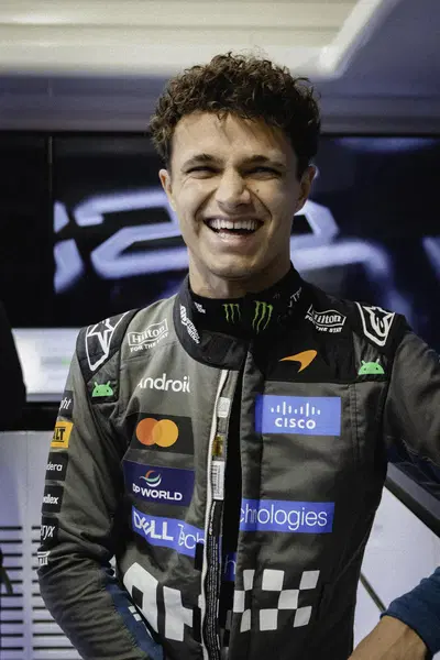 F1. Lando Norris: &ldquo;Le monoposto 2026? Mi ricordano le F2. Io come Verstappen e Hamilton? Ho una mentalit&agrave; diversa. Red Bull, Ferrari e Mercedes mi hanno stupito&rdquo;