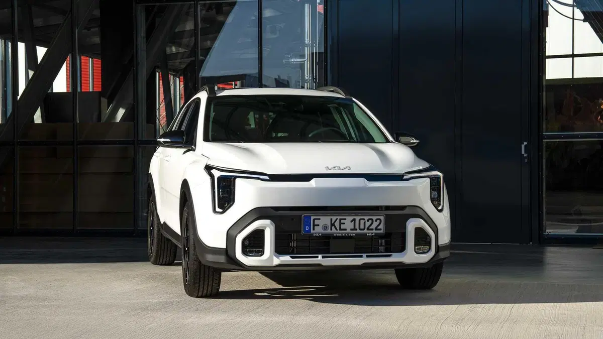 Pro e Contro Kia Stonic 2026: il mild hybrid da 115 CV sorprende (32)