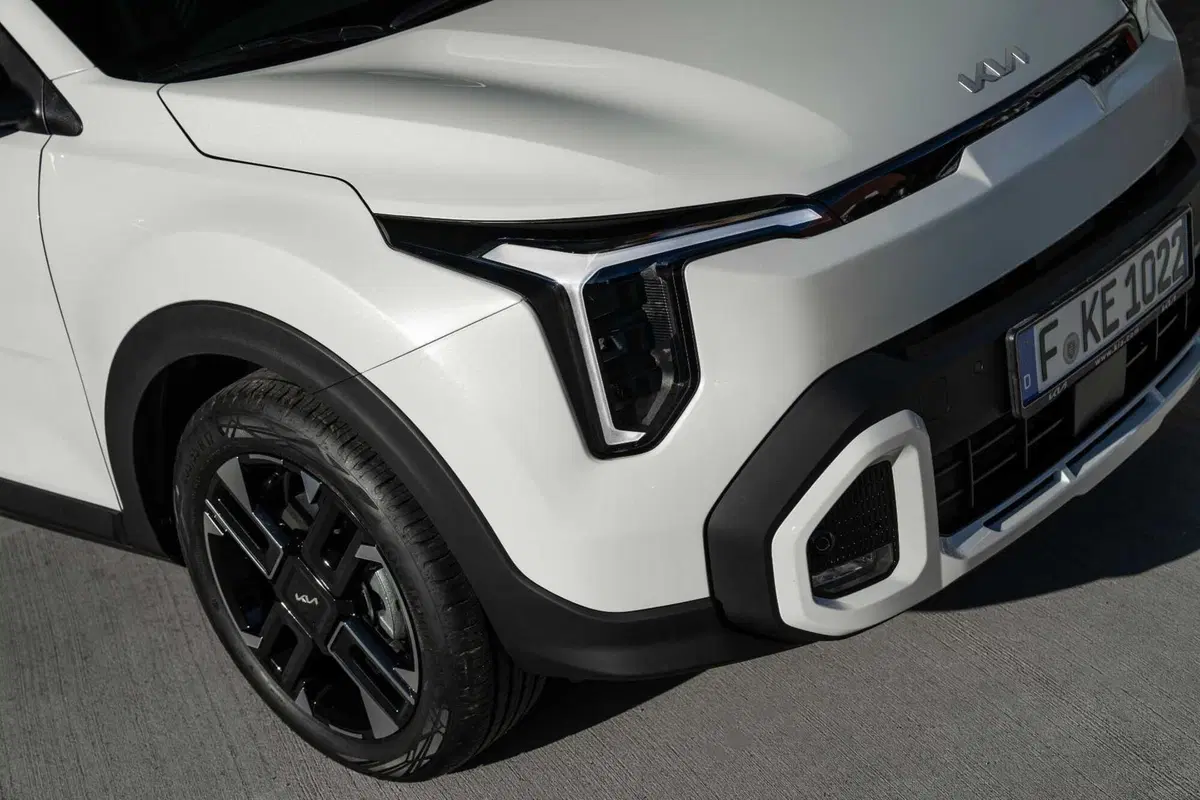 Pro e Contro Kia Stonic 2026: il mild hybrid da 115 CV sorprende (43)