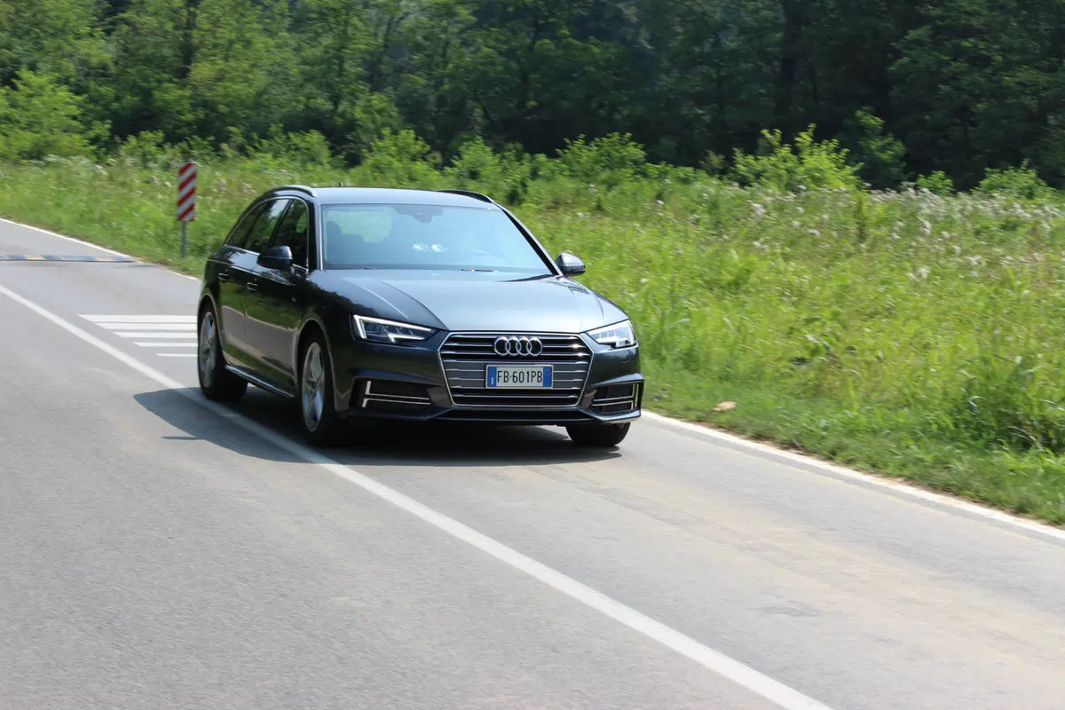 Audi A4 | Test drive #AMboxing (settimana 22-28 agosto) (33)