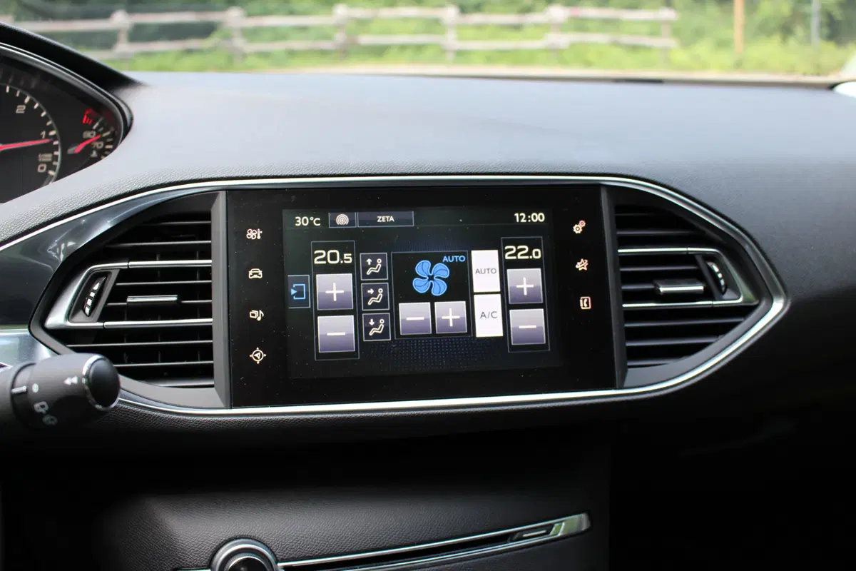 Peugeot 308 ! Test drive #AMboxing (24)