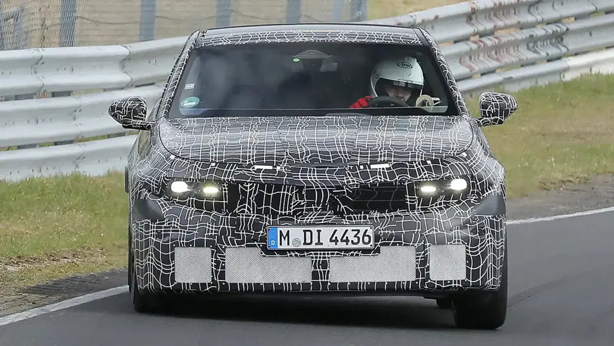 BMW Serie 3 termica: ecco le foto spia