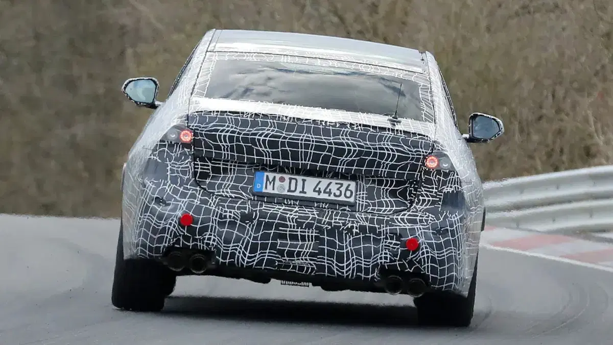 BMW Serie 3 termica: ecco le foto spia (3)