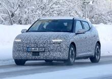 Hyundai: ecco le prime foto spia della nuova compatta Ioniq 3