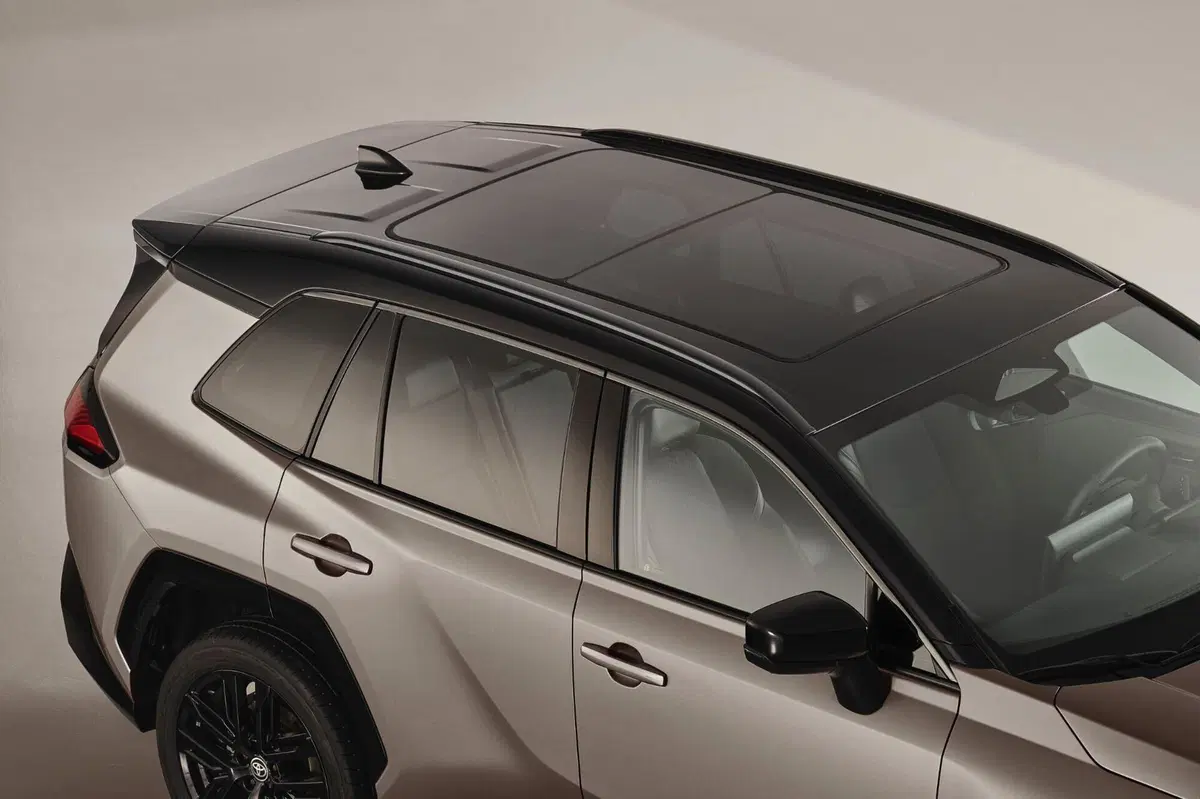Toyota RAV4: la sesta generazione è tutta nuova (7)