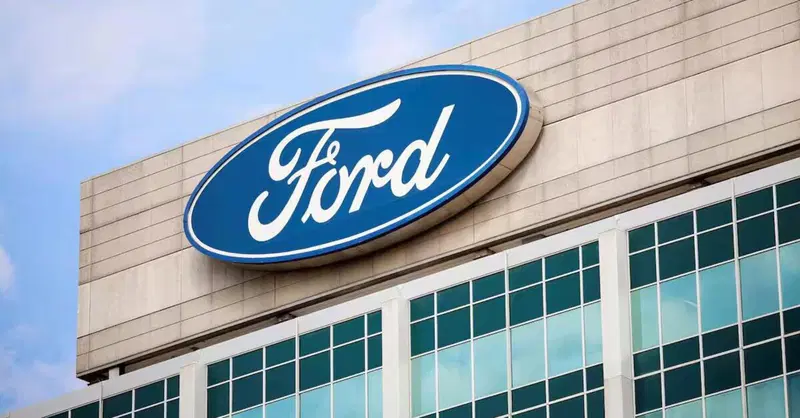 &Egrave; il nostro modo di competere e vincere contro la Cina": Ford adotta il metodo Tesla e rilancia la sfida elettrica