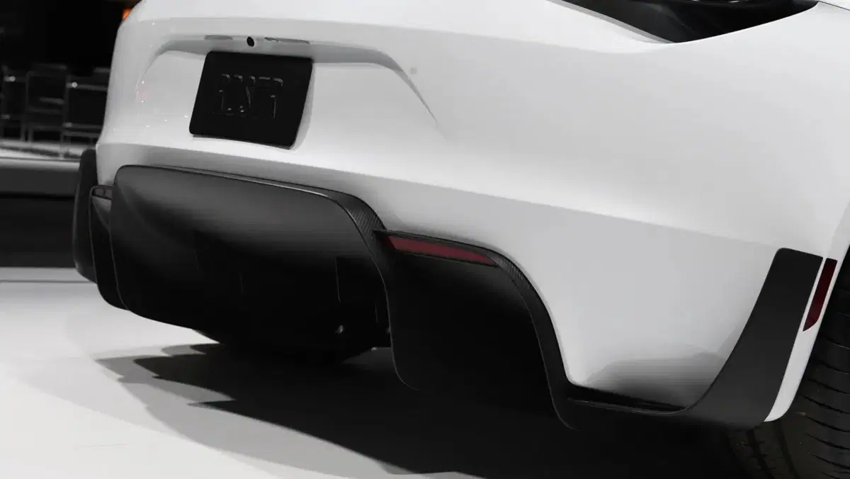 Tesla Roadster, l’attesa sta per finire: reveal in pista ad aprile dopo oltre dieci anni di sviluppo (7)