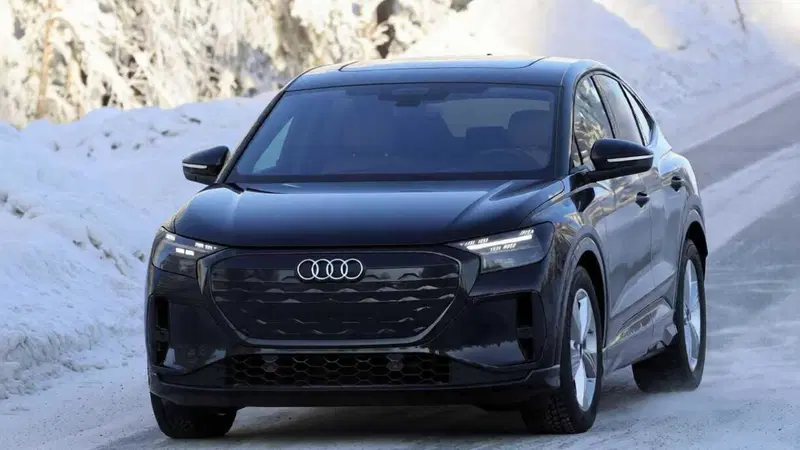Nuova Audi Q4 e-tron 2026: il restyling nasconde pi&ugrave; di quanto sembri