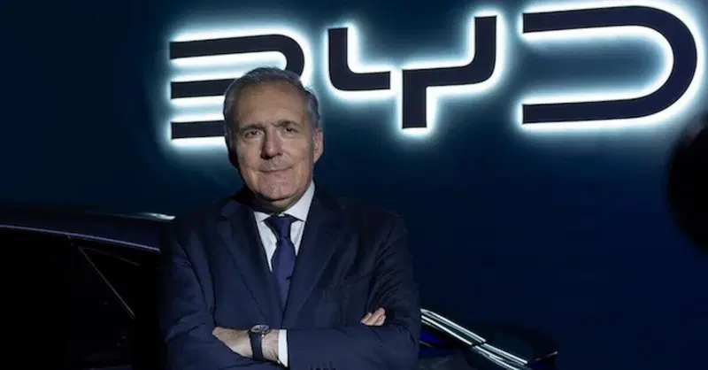 Pubblicit&agrave; BYD contro Stellantis, parla Altavilla: &ldquo;La nostra campagna? Pu&ograve; piacere, non piacere, ma fa discutere&rdquo;