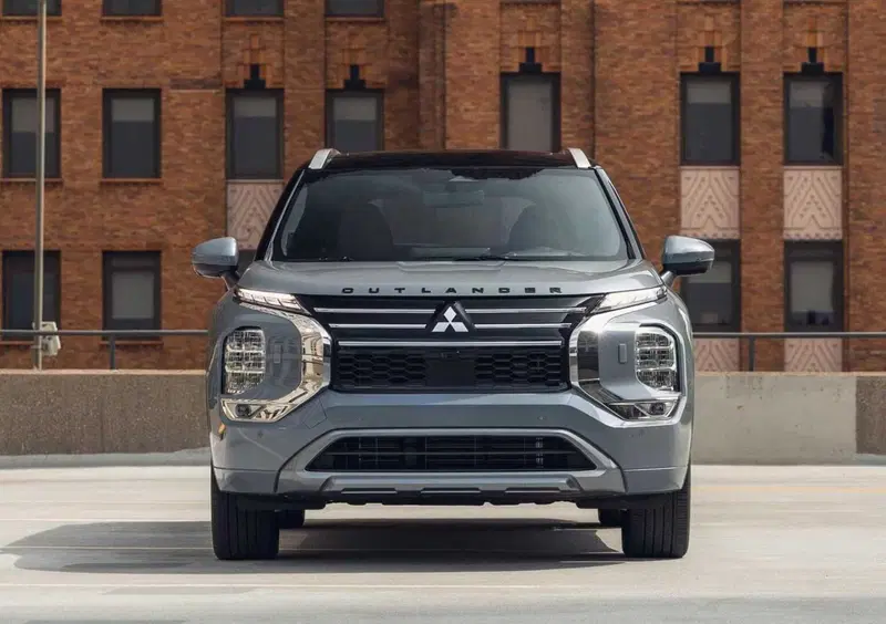 Mitsubishi Outlander (2026-->>) (2)