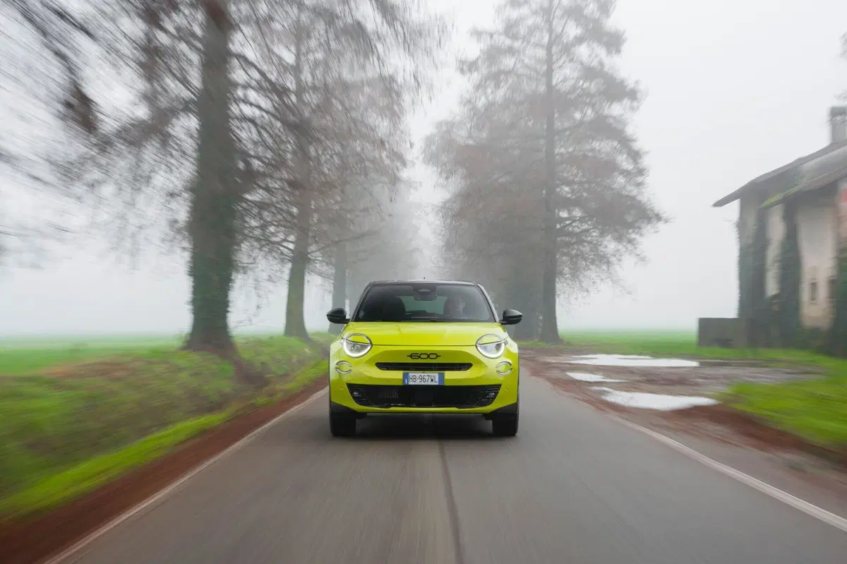 Fiat 600 Sport Milano Cortina 2026: quando il crossover si veste da Olimpiade (8)