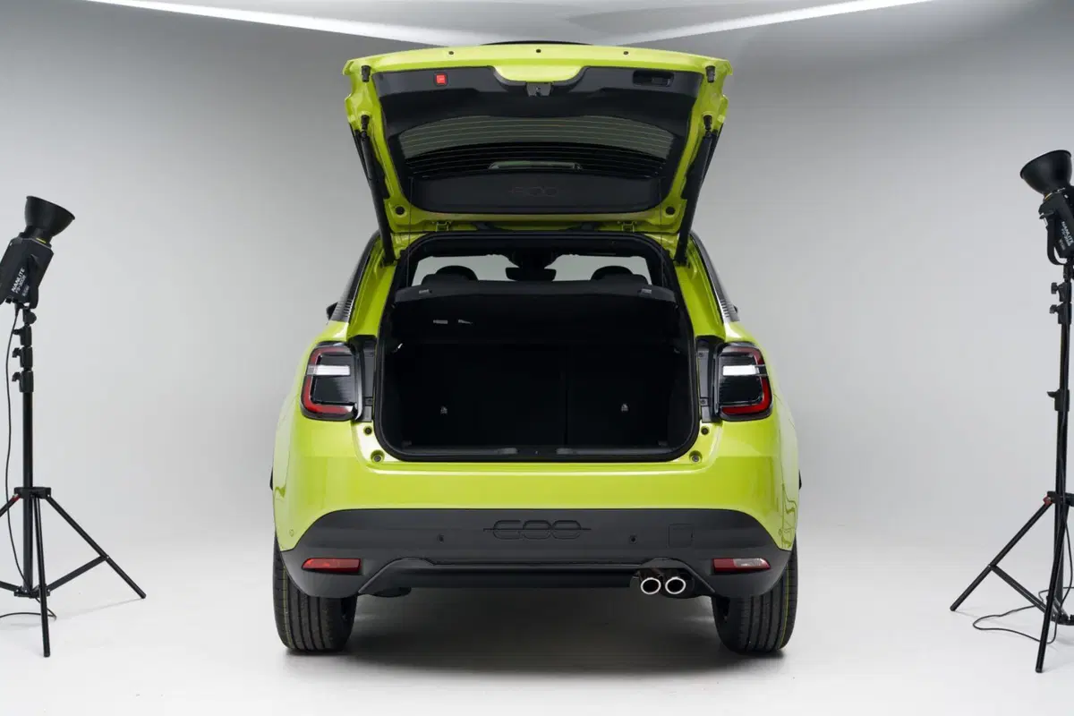 Fiat 600 Sport Milano Cortina 2026: quando il crossover si veste da Olimpiade (16)